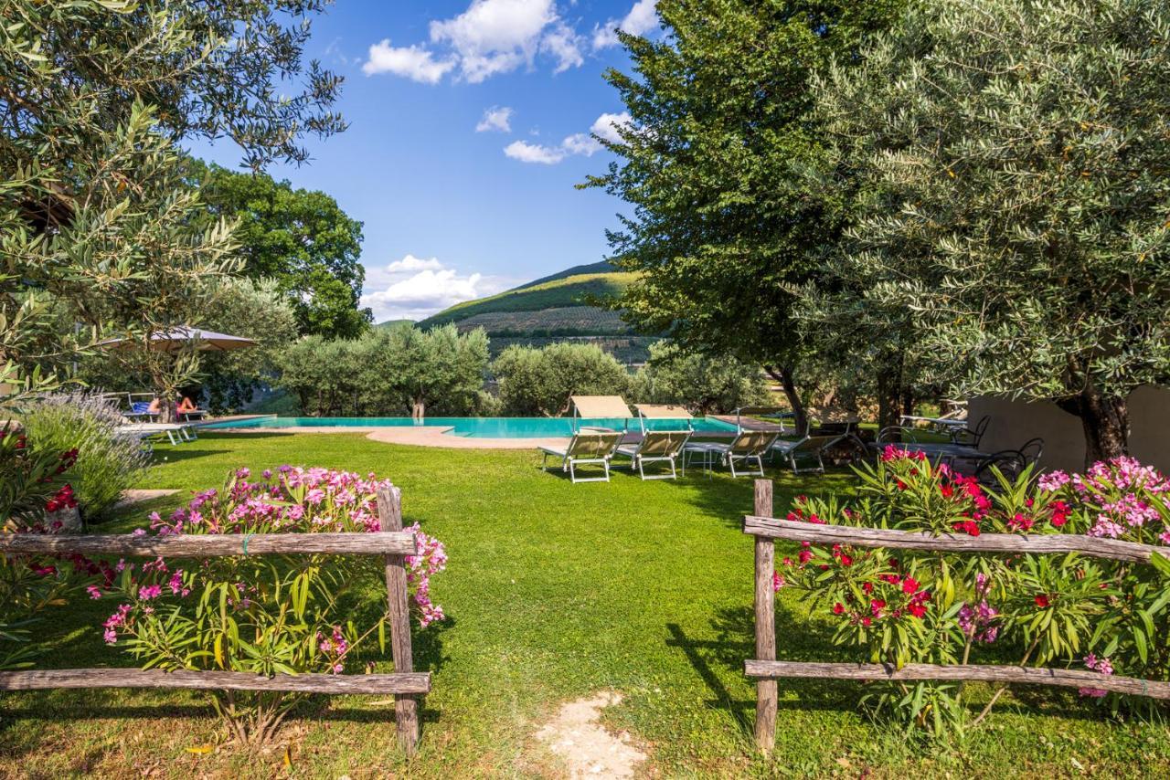 פוליניו Agriturismo Le Vigne מראה חיצוני תמונה
